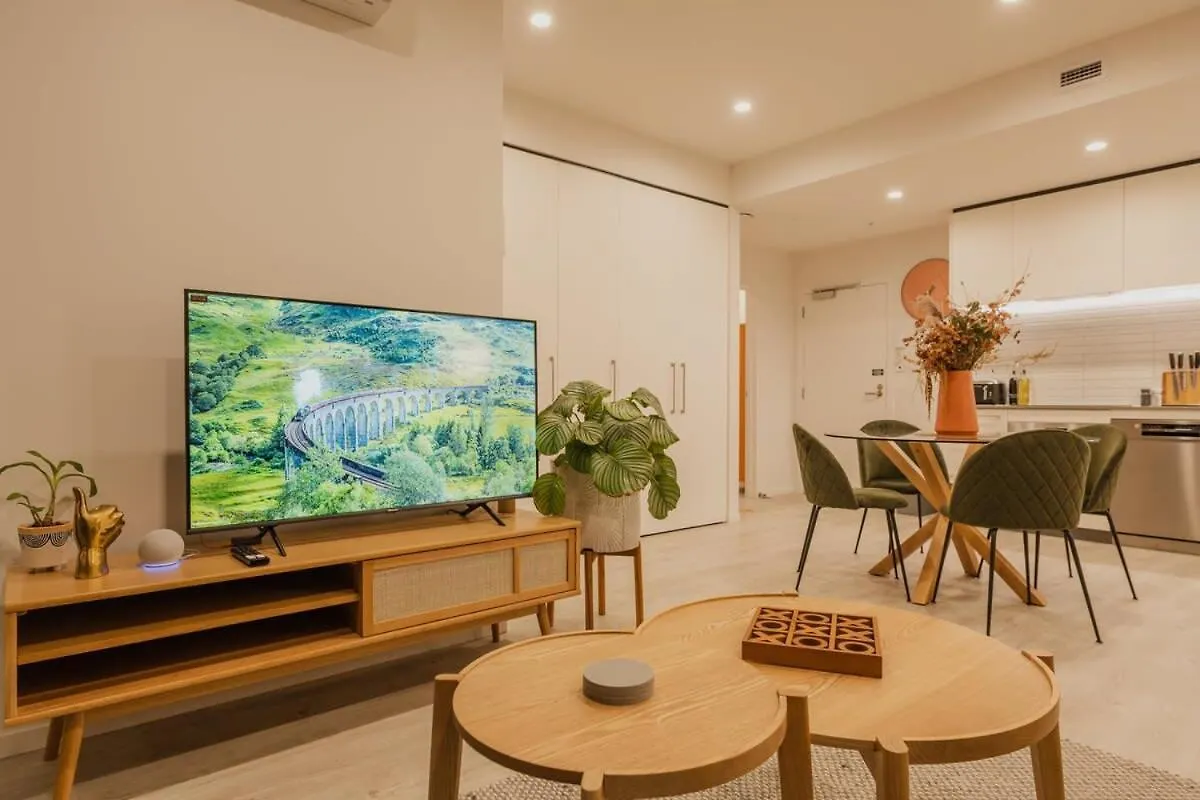 Luxury Life Galore - Sleeps 4 Christchurch